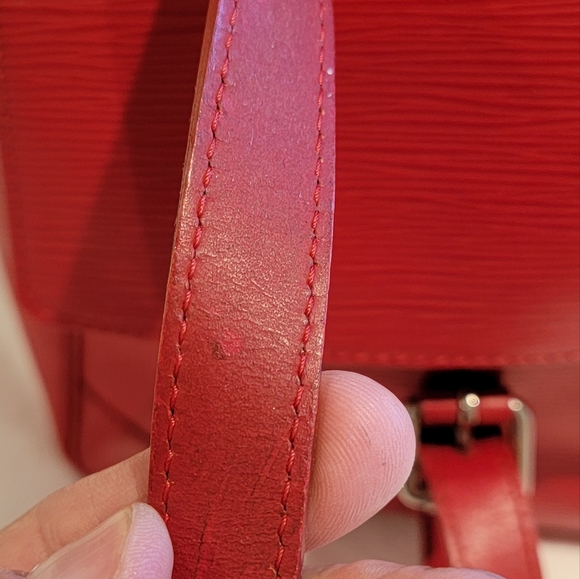 Louis Vuittons Handbags Epi Segur MM - Picture 6 of 14